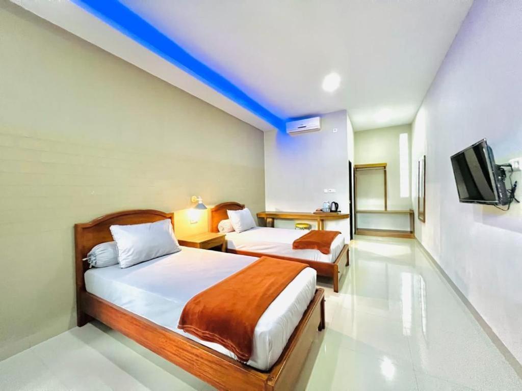 Oasis Hotel Ampana المظهر الخارجي الصورة